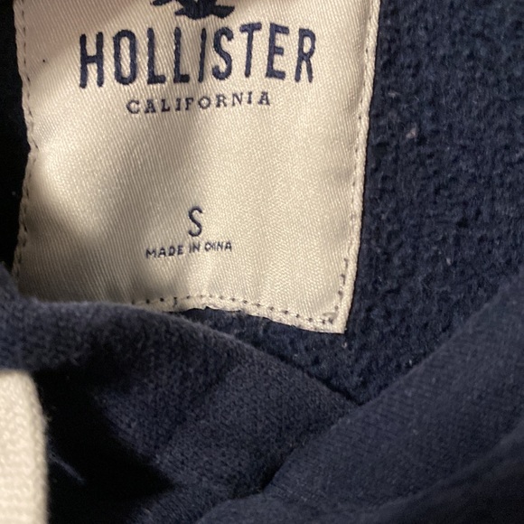 Hollister hoodie - Picture 3 of 3